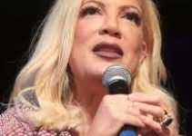 Tori Spelling Plastic Surgery Before And After Photos