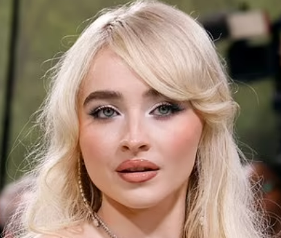 Analyzing Sabrina Carpenter's Plastic Surgery Rumors